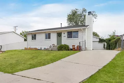 7223 W Gardenia Ave S, Magna, UT 84044 - Photo 2