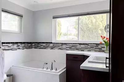 4281 S Lynne Ln, Holladay, UT 84124 - Photo 28