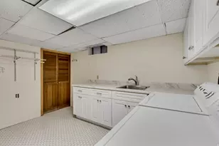 4281 S Lynne Ln, Holladay, UT 84124 - Photo 42