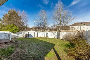 828 W Chartres Ave S, Sandy, UT 84070 - Photo 20