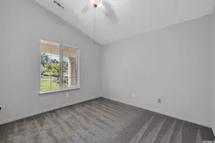 828 W Chartres Ave S, Sandy, UT 84070 - Photo 10