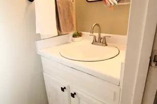 5949 S Sultan Cir, Murray, UT 84107 - Photo 12