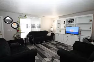 5949 S Sultan Cir, Murray, UT 84107 - Photo 4