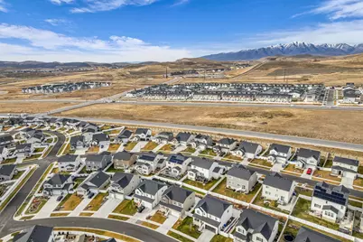 2103 N Elderberry Dr W, Saratoga Springs, UT 84045 - Photo 36