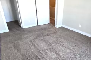 1754 E Skyline Dr, Eagle Mountain, UT 84005 - Photo 16