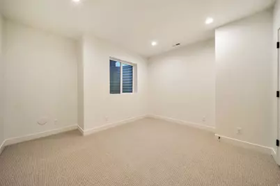 316 N Amber Ln, Layton, UT 84041 - Photo 38