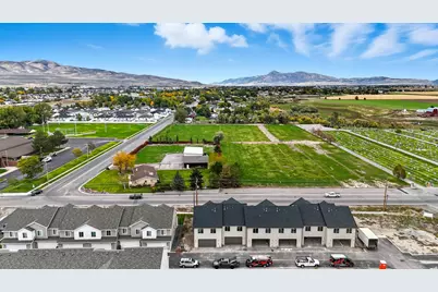 68 E 1225 S, Tremonton, UT 84337 - Photo 14