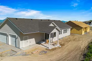 108 N 900 E, Hyde Park, UT 84318 - Photo 4