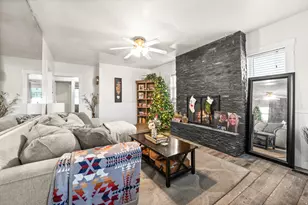 2352 E 3395 S, Salt Lake City, UT 84109 - Photo 2