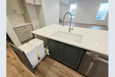 2846 W 2705 N #70, Plain City, UT 84404 - Photo 6