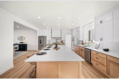 15258 S Mountainside Dr W, Bluffdale, UT 84065 - Photo 12