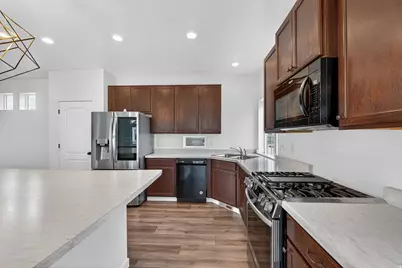 174 E Polaris Dr, Saratoga Springs, UT 84045 - Photo 18