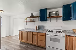 35 W 200 N, Aurora, UT 84620 - Photo 6