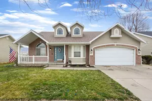 1427 W Silvercreek Dr, Layton, UT 84041 - Photo 2