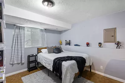 1427 W Silvercreek Dr, Layton, UT 84041 - Photo 22