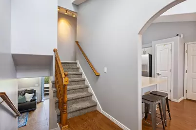 1427 W Silvercreek Dr, Layton, UT 84041 - Photo 12