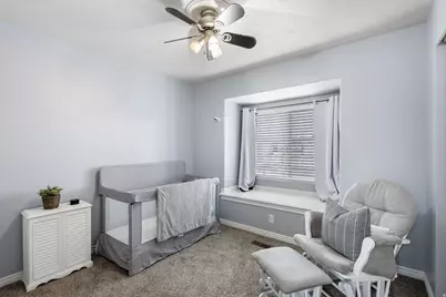 1427 W Silvercreek Dr, Layton, UT 84041 - Photo 16