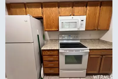 9152 S Jefferson Pl #18 B, Sandy, UT 84070 - Photo 18