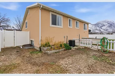 609 W Saddlebrook Dr S, Payson, UT 84651 - Photo 32