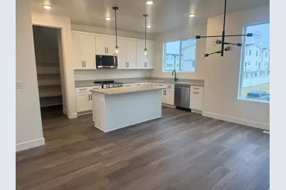 5267 N Evergreen Way #210, Eagle Mountain, UT 84005 - Photo 6