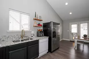 3928 N Davencourt Loop, Lehi, UT 84048 - Photo 10