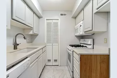 88 W 50 S #A4, Centerville, UT 84014 - Photo 4