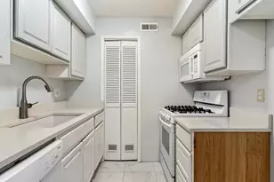 88 W 50 S, Centerville, UT 84014 - Photo 4