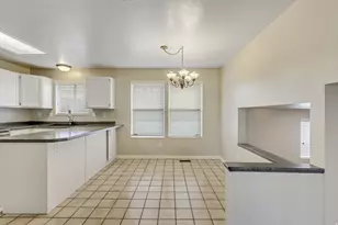 9733 S Quindaro Rd E, Sandy, UT 84070 - Photo 8