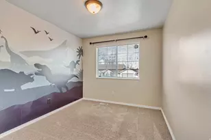 9733 S Quindaro Rd E, Sandy, UT 84070 - Photo 14