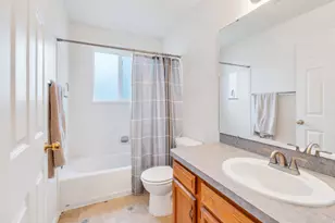 2026 N 1615 W, Clinton, UT 84015 - Photo 14