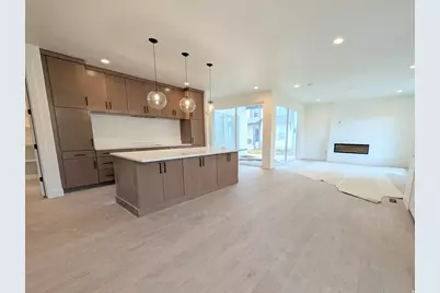 11326 S Silver Pond Dr W #322, South Jordan, UT 84009 - Photo 4