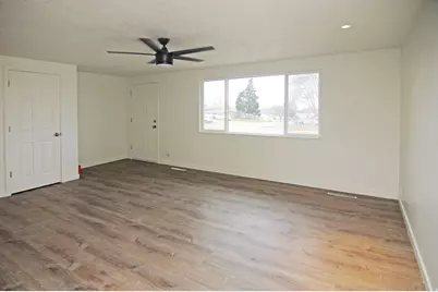 2358 N 400 W, Sunset, UT 84015 - Photo 6