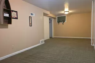 393 N 500 E, Roosevelt, UT 84066 - Photo 20