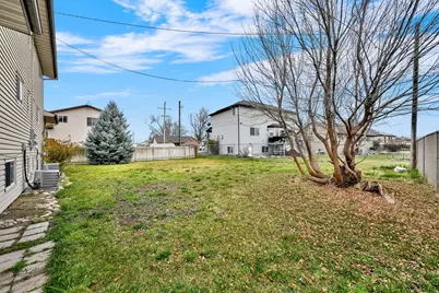 4337 S 700 W, Riverdale, UT 84405 - Photo 20