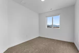 1735 N Copper Canyon Dr, Tooele, UT 84074 - Photo 6