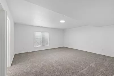 1253 W Borthwick Way, Murray, UT 84123 - Photo 30