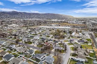 1032 W 1400 S, Woods Cross, UT 84087 - Photo 36