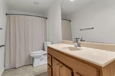 1032 W 1400 S, Woods Cross, UT 84087 - Photo 22