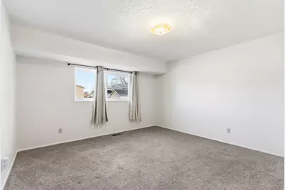 2676 W 6050 S, Roy, UT 84067 - Photo 12