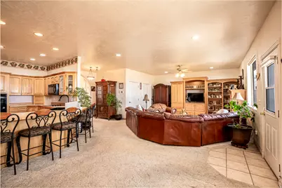 1135 W Park Ridge Dr S, Roosevelt, UT 84066 - Photo 14