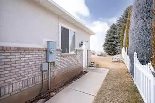 1135 W Park Ridge Dr S, Roosevelt, UT 84066 - Photo 48