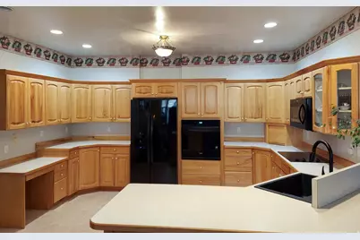 1135 W Park Ridge Dr S, Roosevelt, UT 84066 - Photo 6