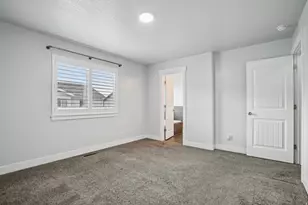 2418 E Jim Bridger Dr, Eagle Mountain, UT 84005 - Photo 10