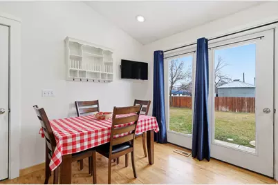 465 W 200 S, Smithfield, UT 84335 - Photo 12