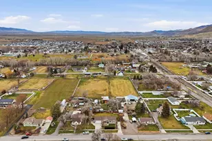 465 W 200 S, Smithfield, UT 84335 - Photo 42