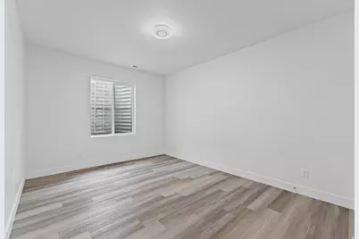 7948 N Bristlecone Rd, Eagle Mountain, UT 84005 - Photo 18