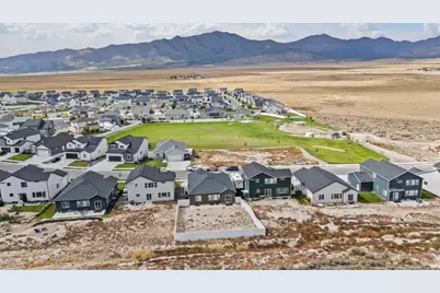 7948 N Bristlecone Rd, Eagle Mountain, UT 84005 - Photo 26