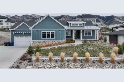 86 S 950 E, Hyde Park, UT 84318 - Photo 2
