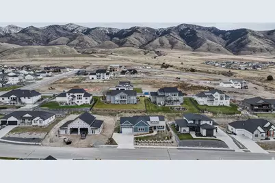 86 S 950 E, Hyde Park, UT 84318 - Photo 8