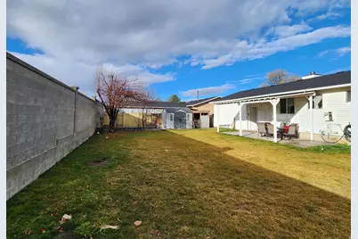 3759 W Ettenmore Cir S, Taylorsville, UT 84129 - Photo 26